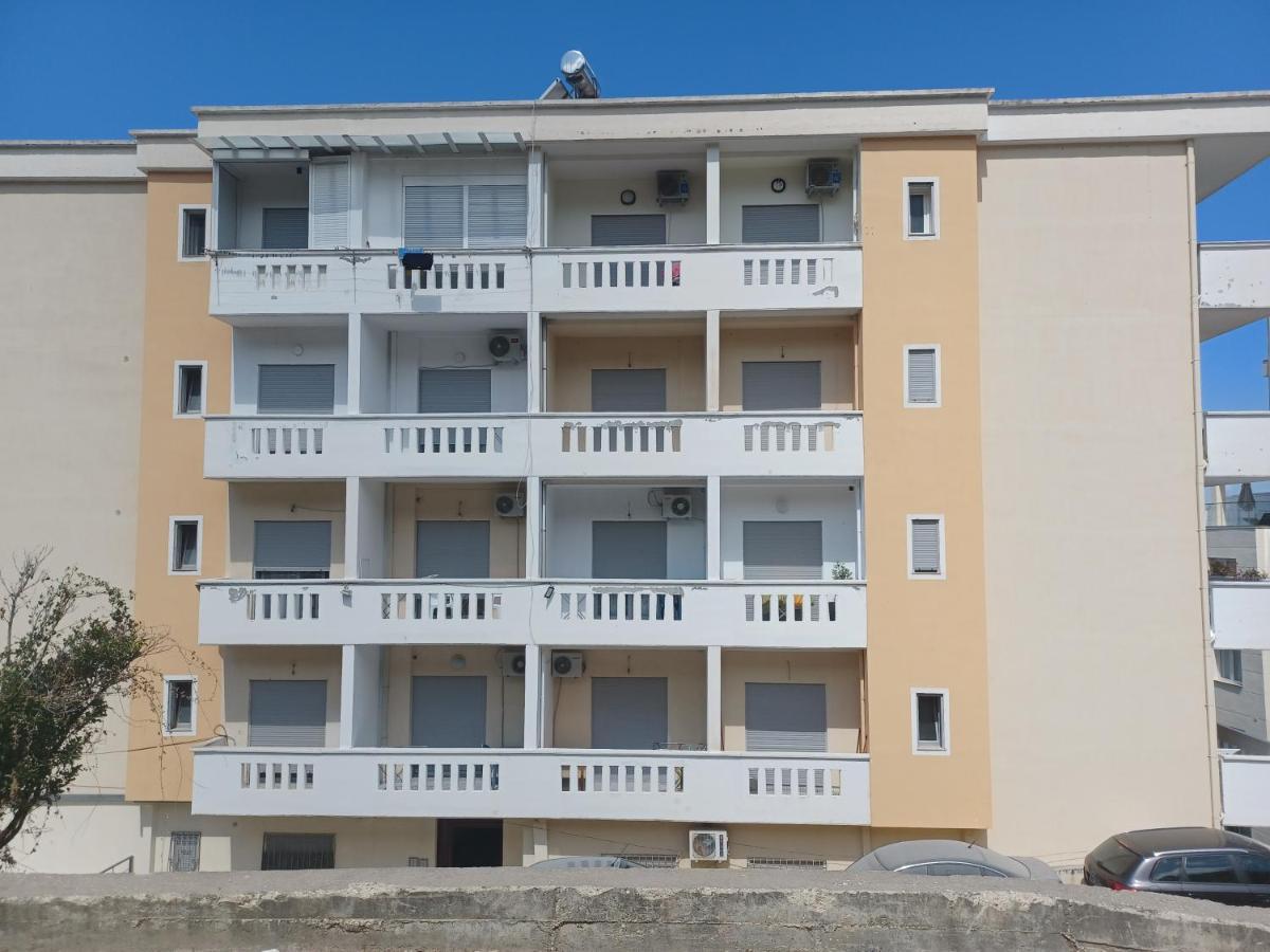 Ari Apartaments Vlorë 외부 사진