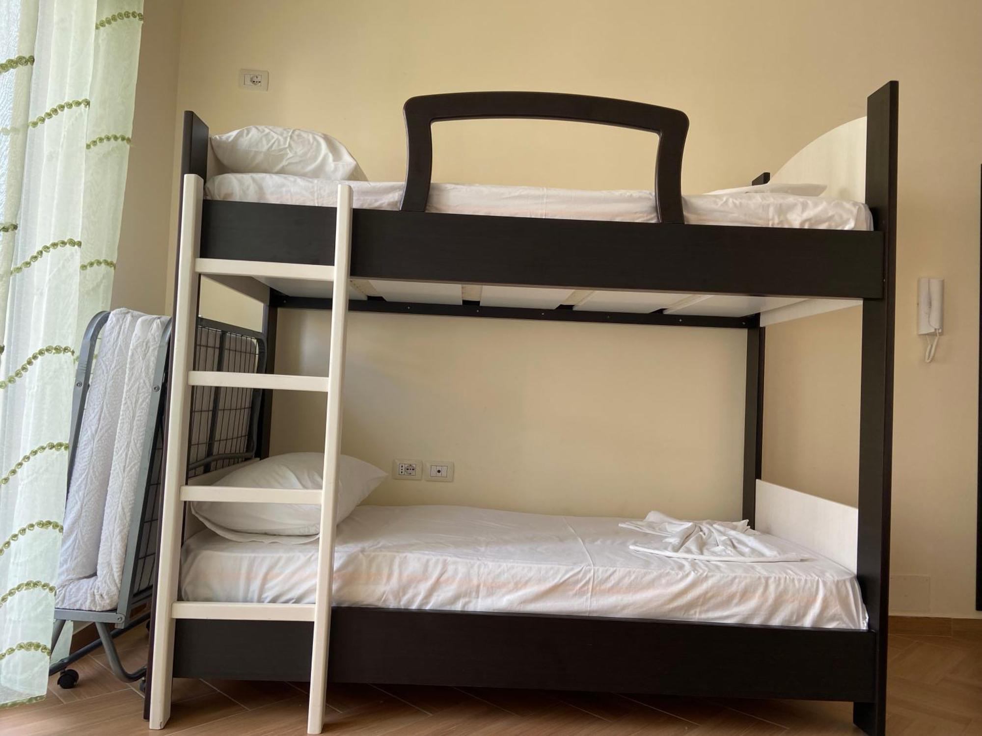Ari Apartaments Vlorë 외부 사진